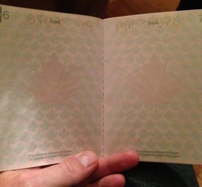 canadian_passport_5.jpg